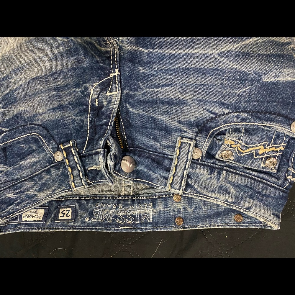 Miss me womens jean size 25